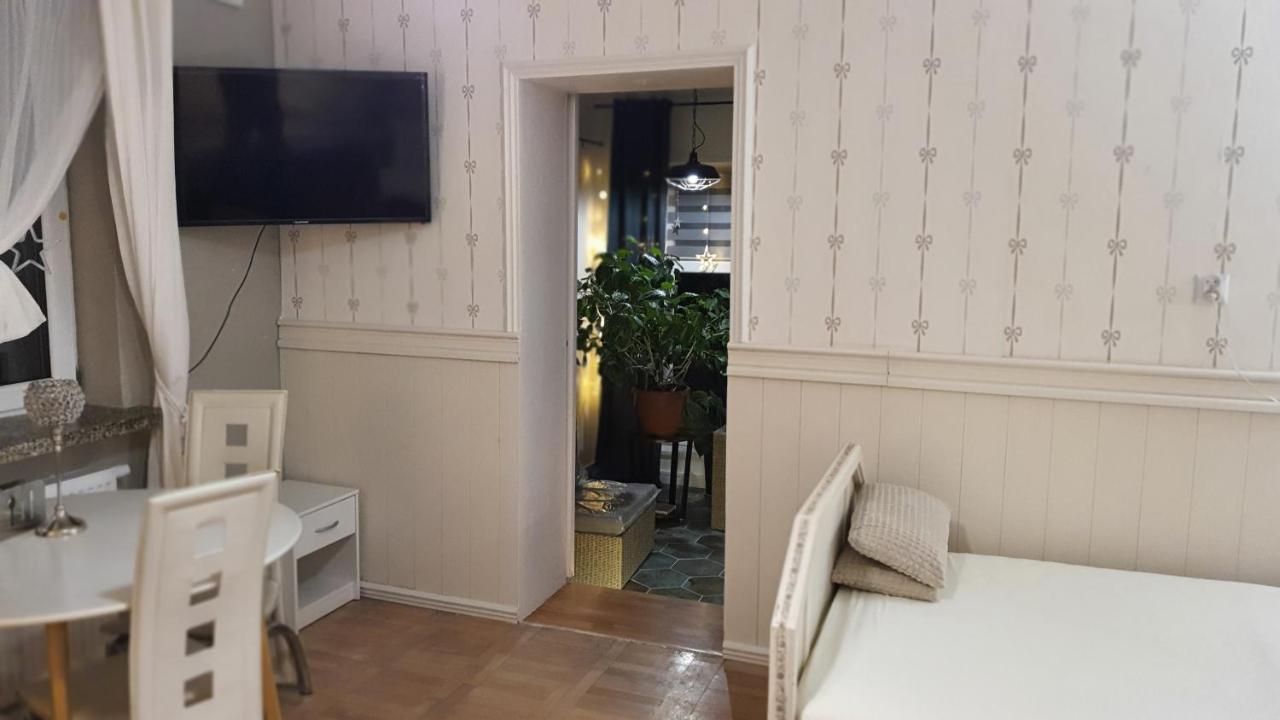 Ferienwohnung Stara Szkola W Weremowicach Weremowice Exterior foto